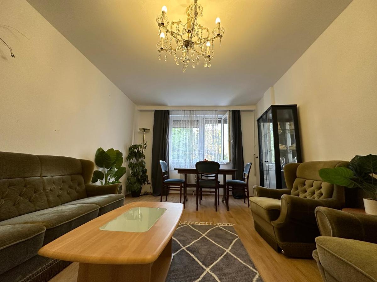 2 Rooms Flat With Balcony, Near Of Center فيينا المظهر الخارجي الصورة